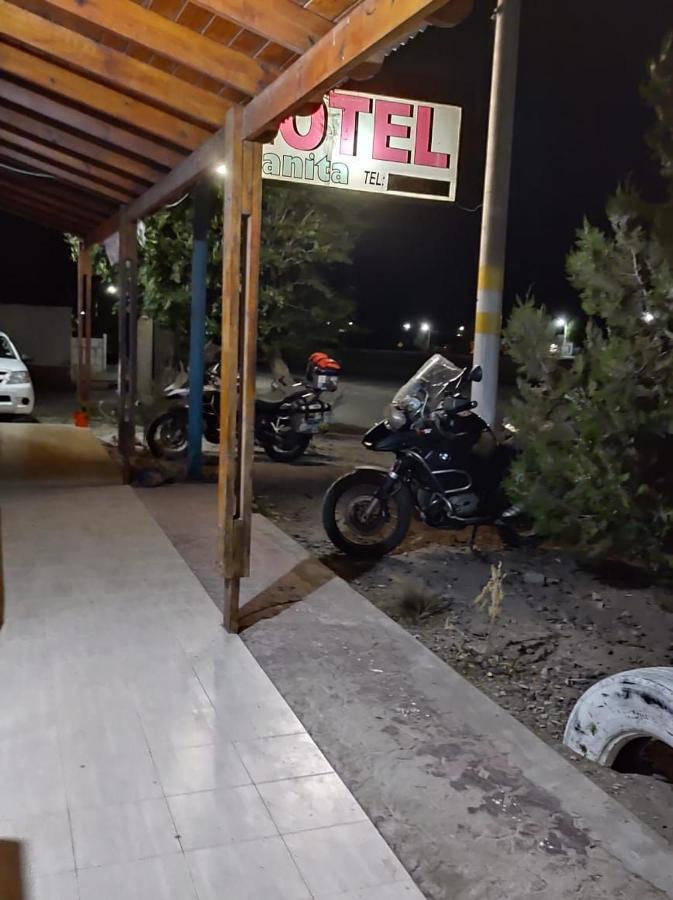 Hotel Juanita Puelches ภายนอก รูปภาพ